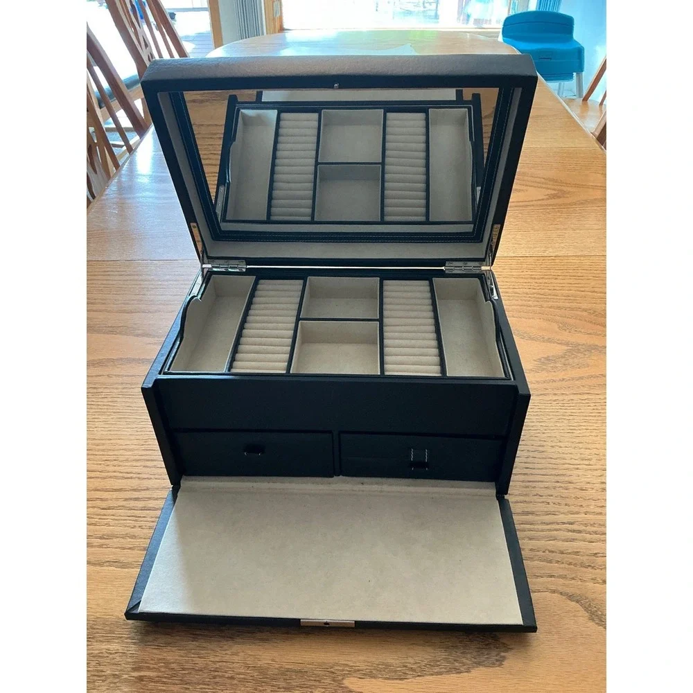 Disney Mickey Mouse Black Leather Jewelry Box Organizer Mirror Lock Key (2)